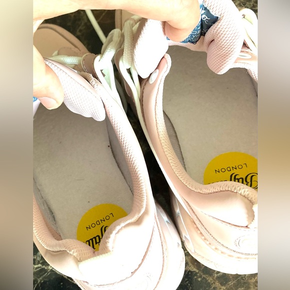 Buffalo London 1339-14 2.0 Lace Up Vegan Patent Platform Trainers in Rose/Size 9 - Picture 10 of 15